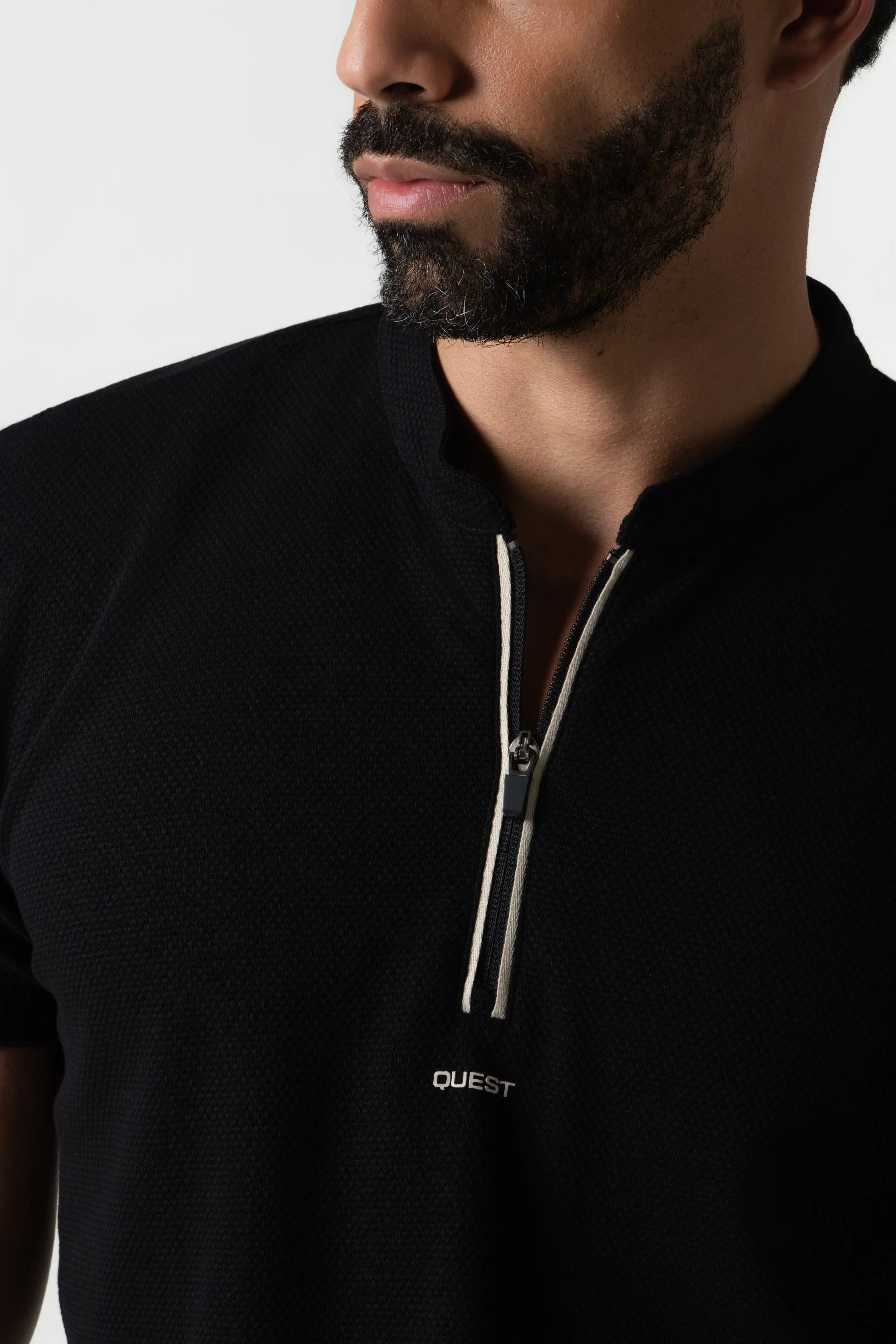 POLO MANGA LARGA COLOR NEGRO