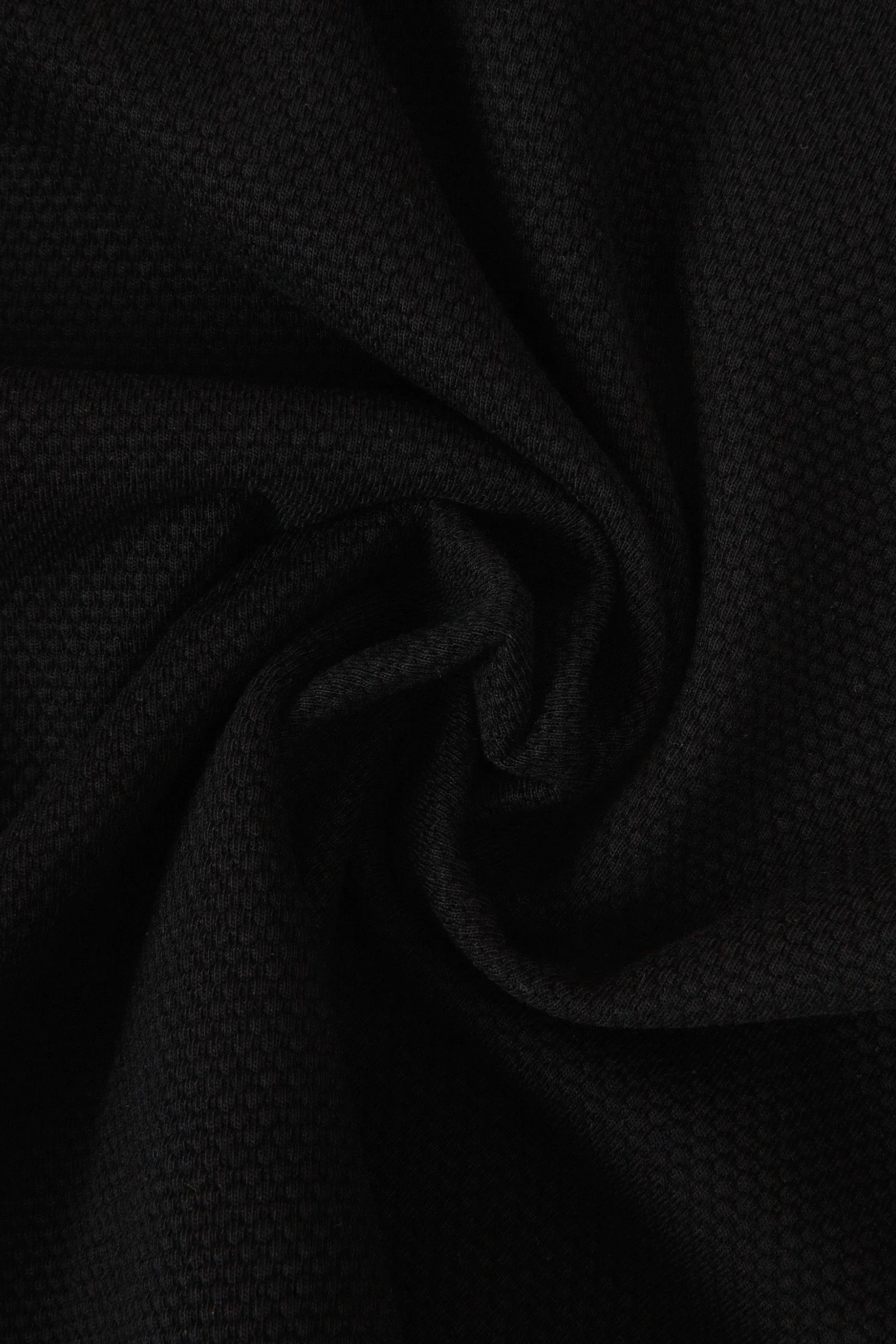 POLO MANGA LARGA COLOR NEGRO