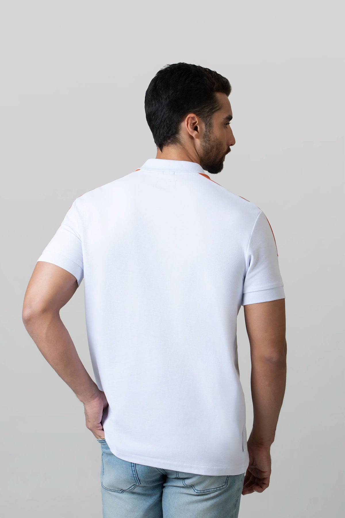 POLO MANGA CORTA COLOR BLANCO OPTICO