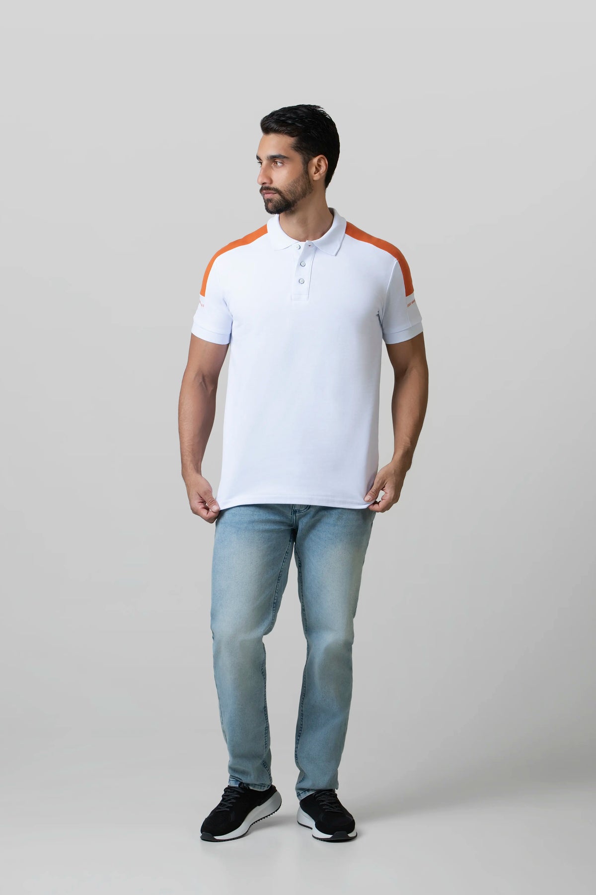 POLO MANGA CORTA COLOR BLANCO OPTICO