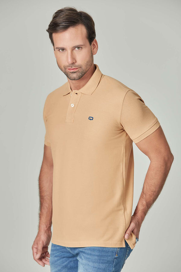POLO SLIM COLOR CAMEL CLARO