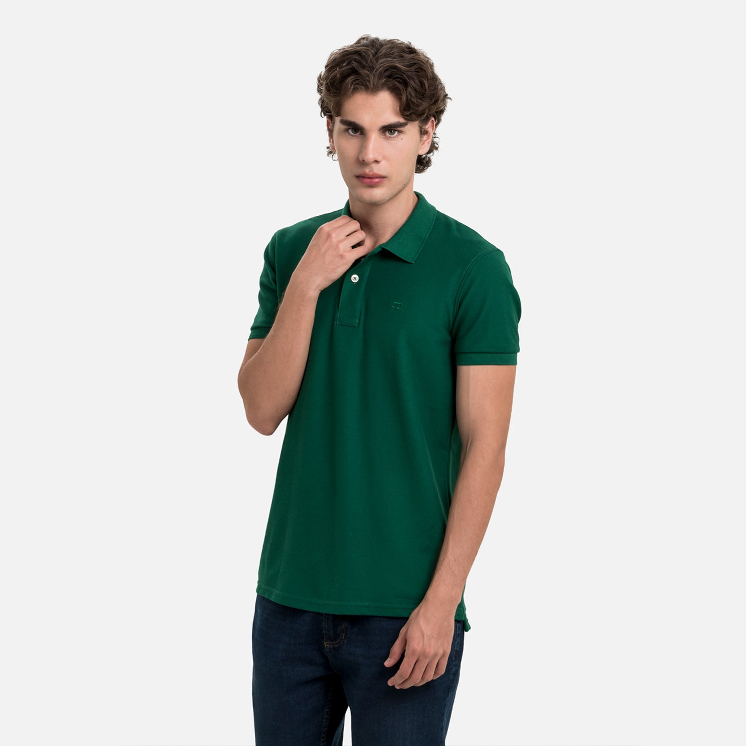 POLO SLIM COLOR VERDE PRADERA