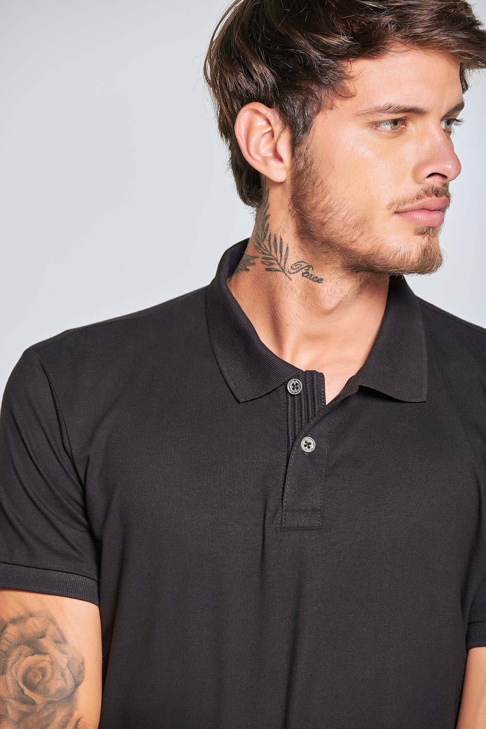 POLO SLIM COLOR NEGRO