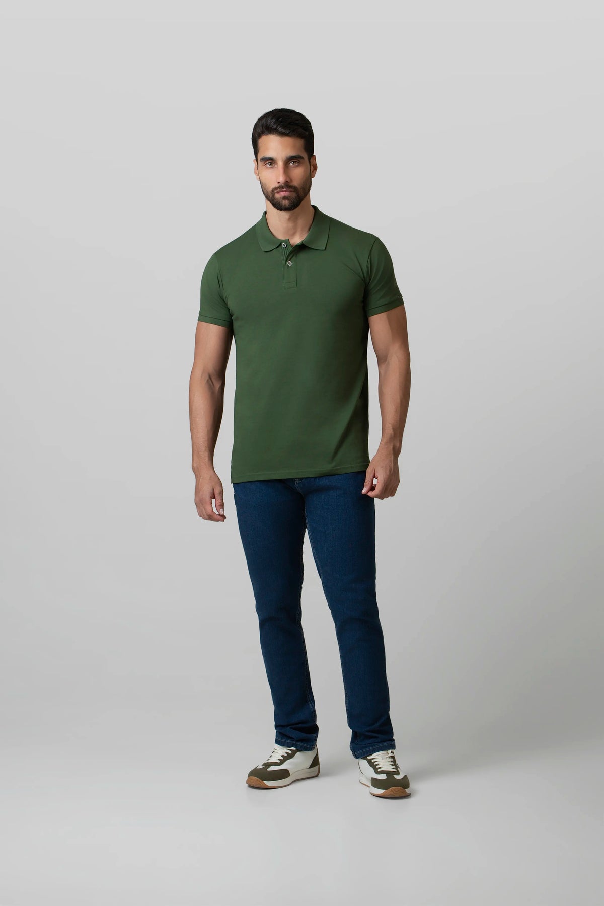 POLO MANGA CORTA COLOR BLACK FOREST