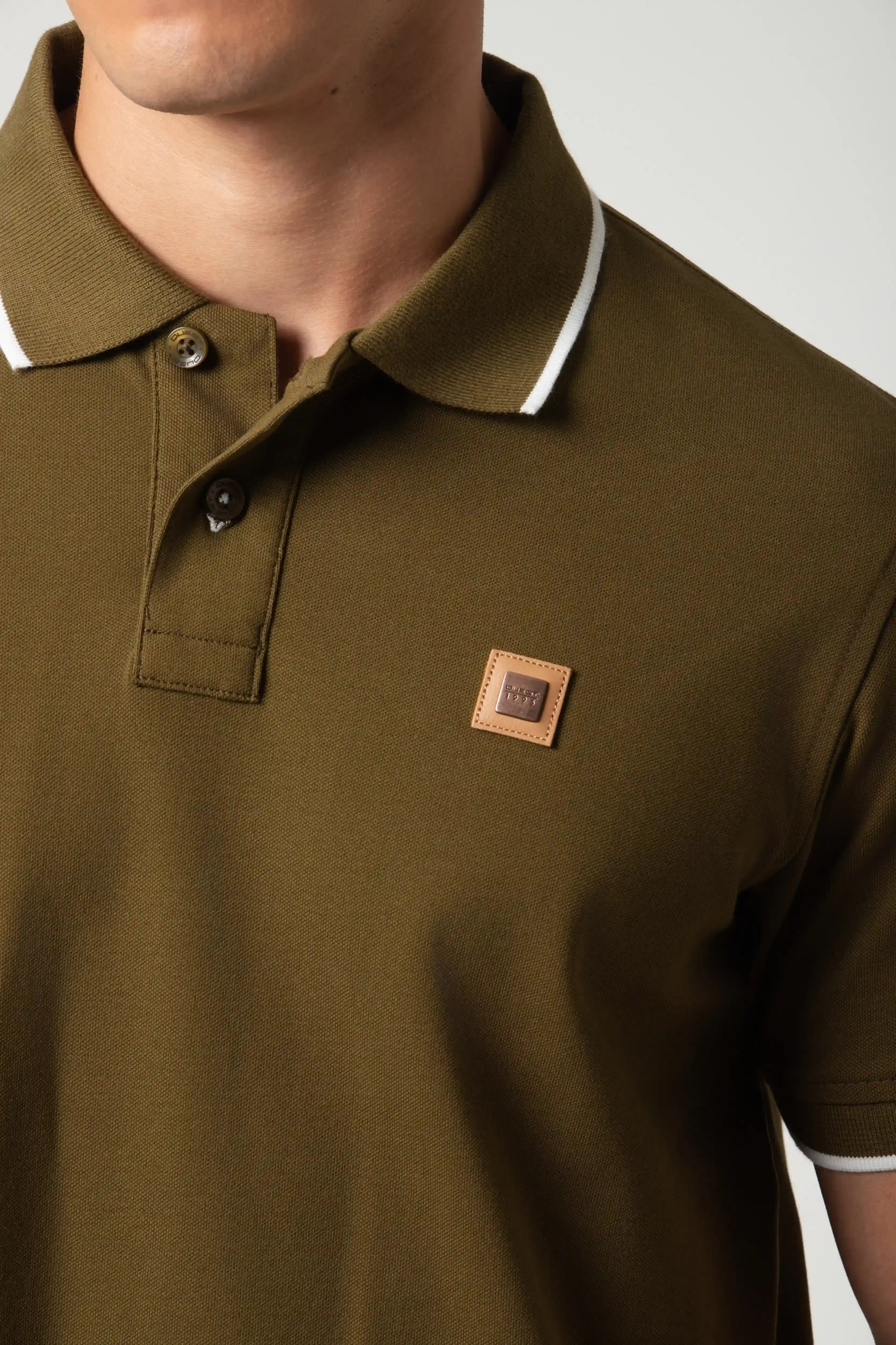 POLO TIPPING COLOR DARK OLIVE-IVORY