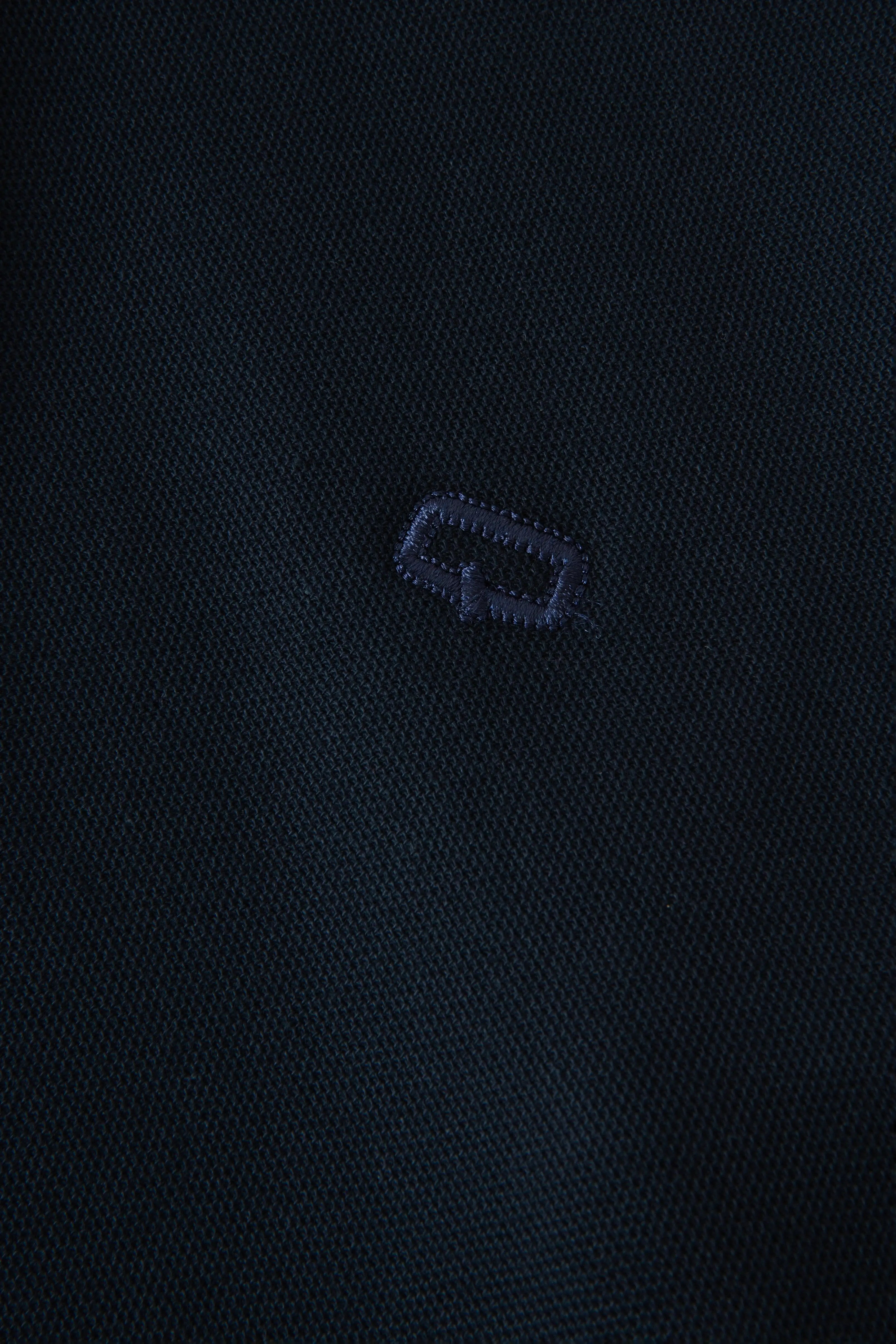 POLO SLIM COLOR AZUL OSCURO