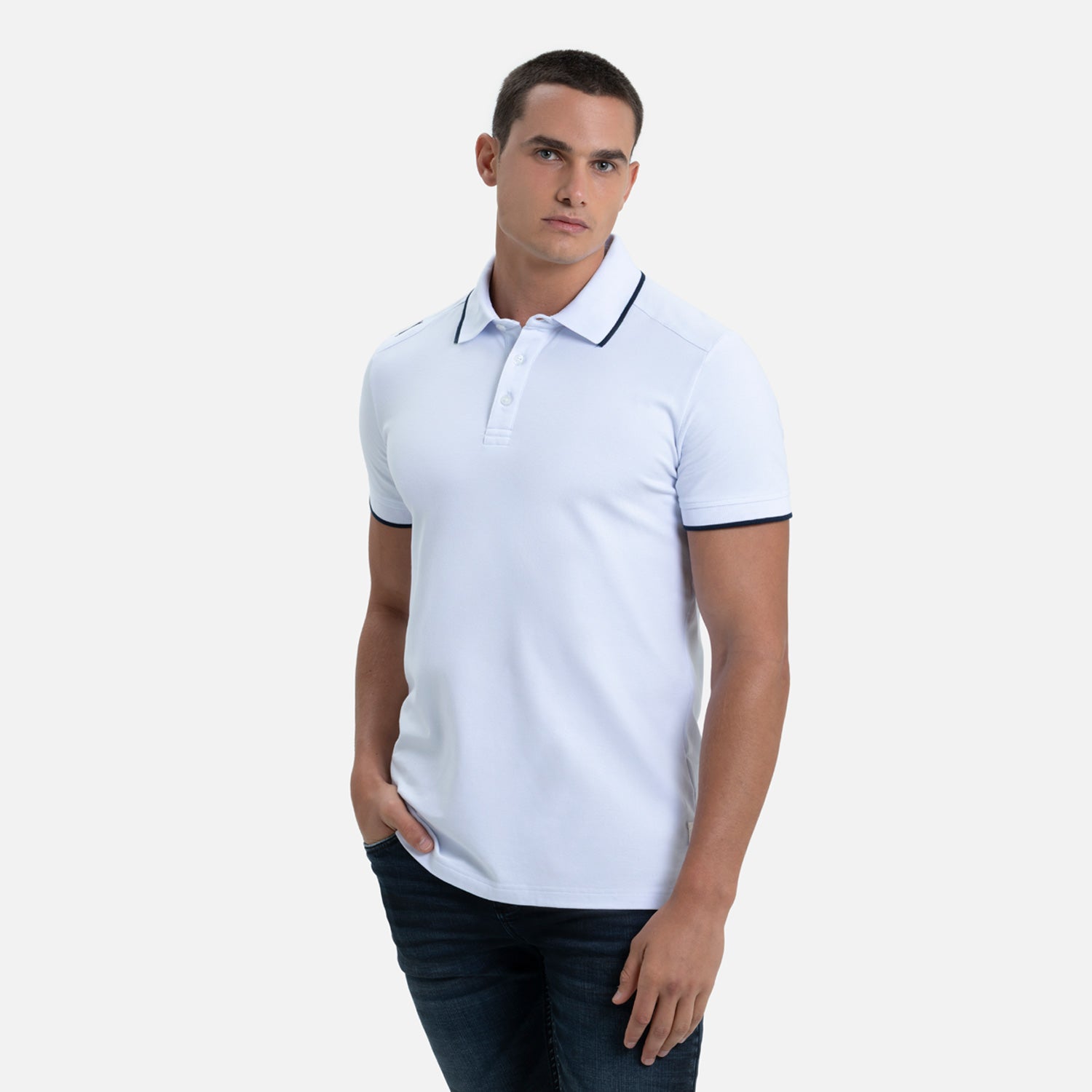 POLO MANGA CORTA COLOR BLANCO OPTICO
