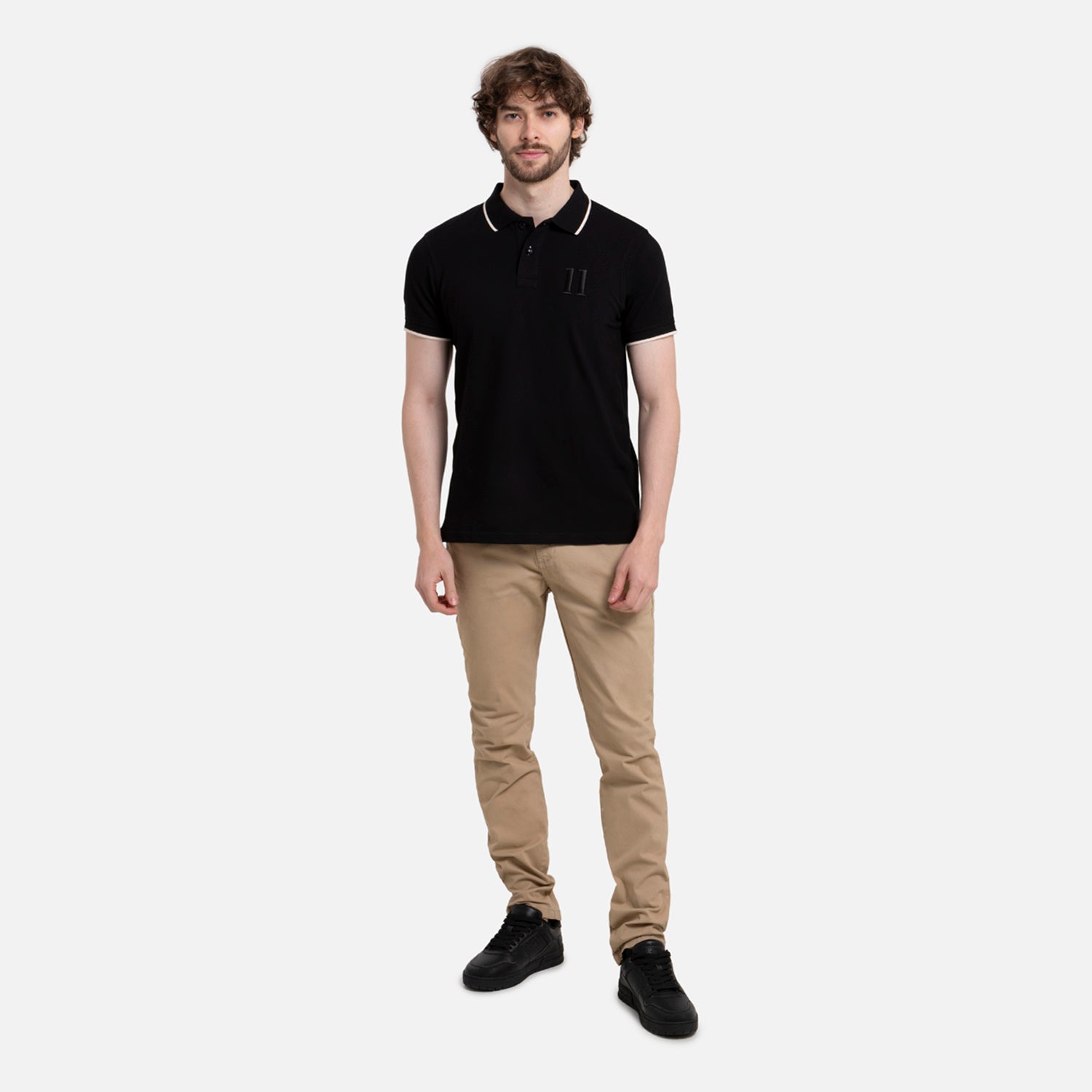 POLO MANGA CORTA COLOR NEGRO-IVORY MARFIL