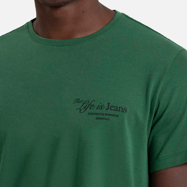 CAMISETA ESPECIAL ESTAMPADO LOCALIZADO COLOR VERDE PRADERA