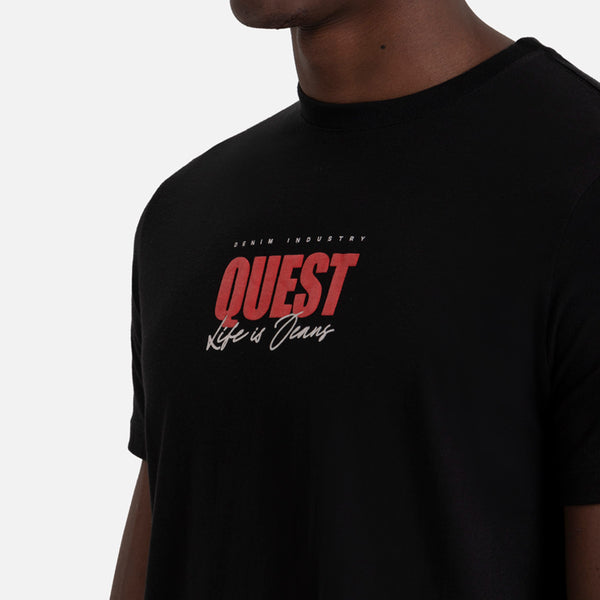 CAMISETA ESPECIAL ESTAMPADO LOCALIZADO COLOR NEGRO