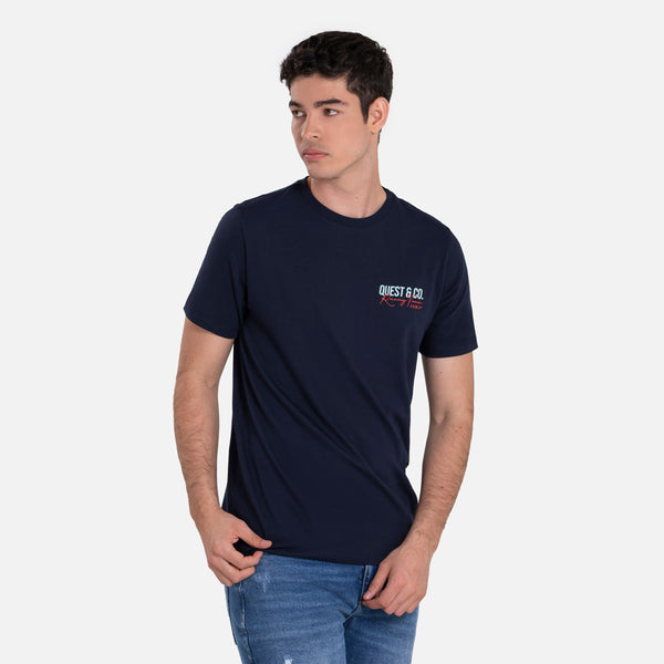 CAMISETA ESPECIAL ESTAMPADO LOCALIZADO COLOR AZUL NOCHE