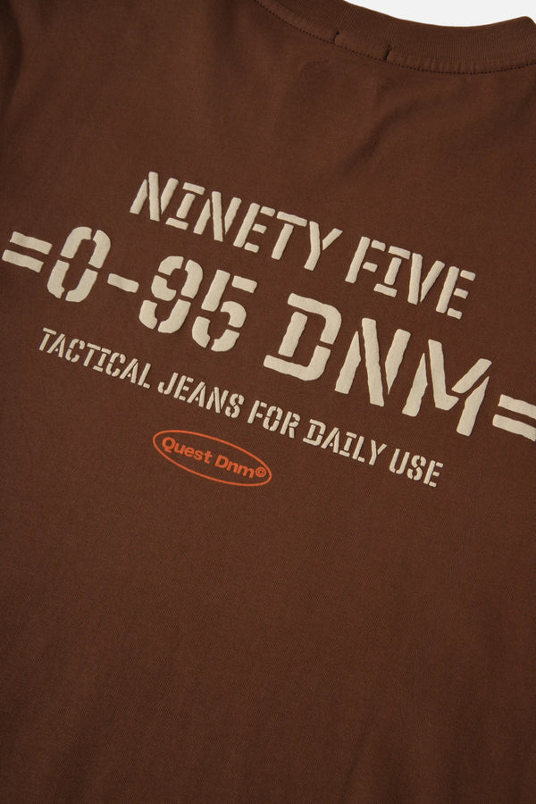 CAMISETA ESPECIAL ESTAMPADO LOCALIZADO COLOR BRUNETTE