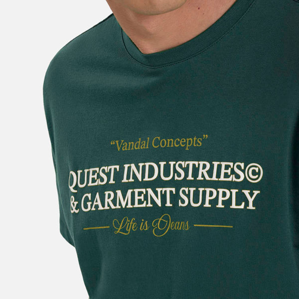 CAMISETA ESPECIAL ESTAMPADO LOCALIZADO COLOR VERDE STORM