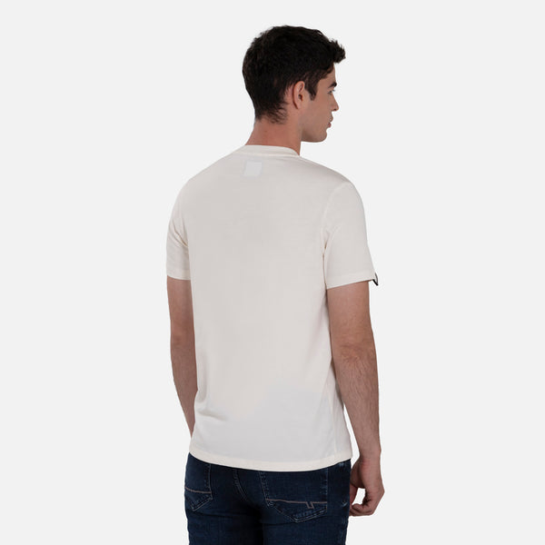 CAMISETA ESPECIAL ESTAMPADO LOCALIZADO COLOR IVORY