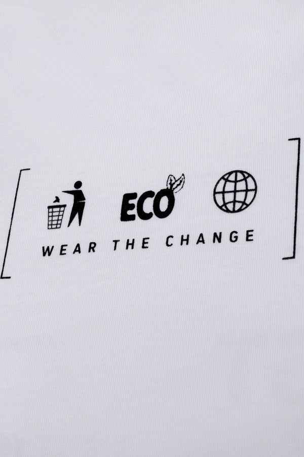 CAMISETA ESPECIAL ESTAMPADO LOCALIZADO COLOR BLANCO OPTICO