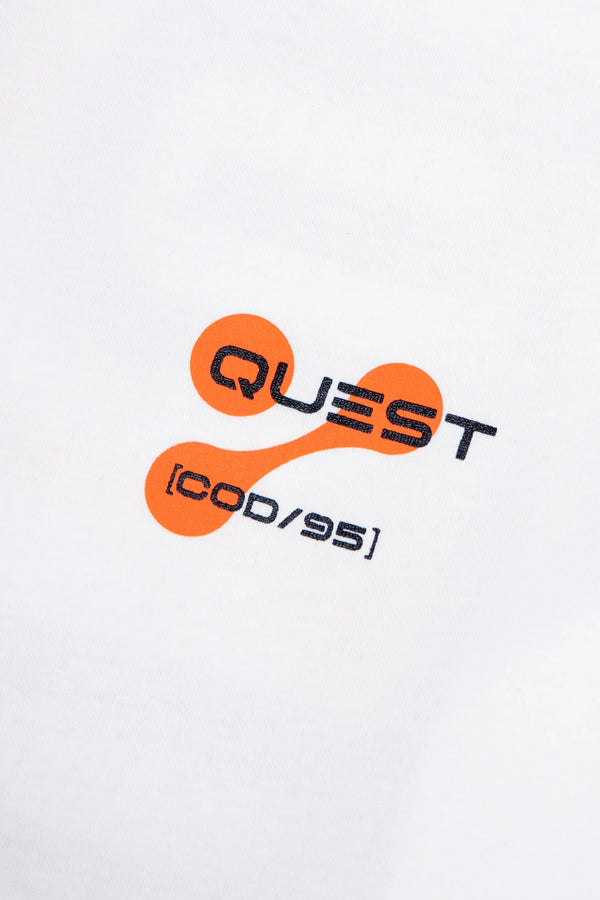 CAMISETA ESPECIAL ESTAMPADO LOCALIZADO COLOR BLANCO OPTICO