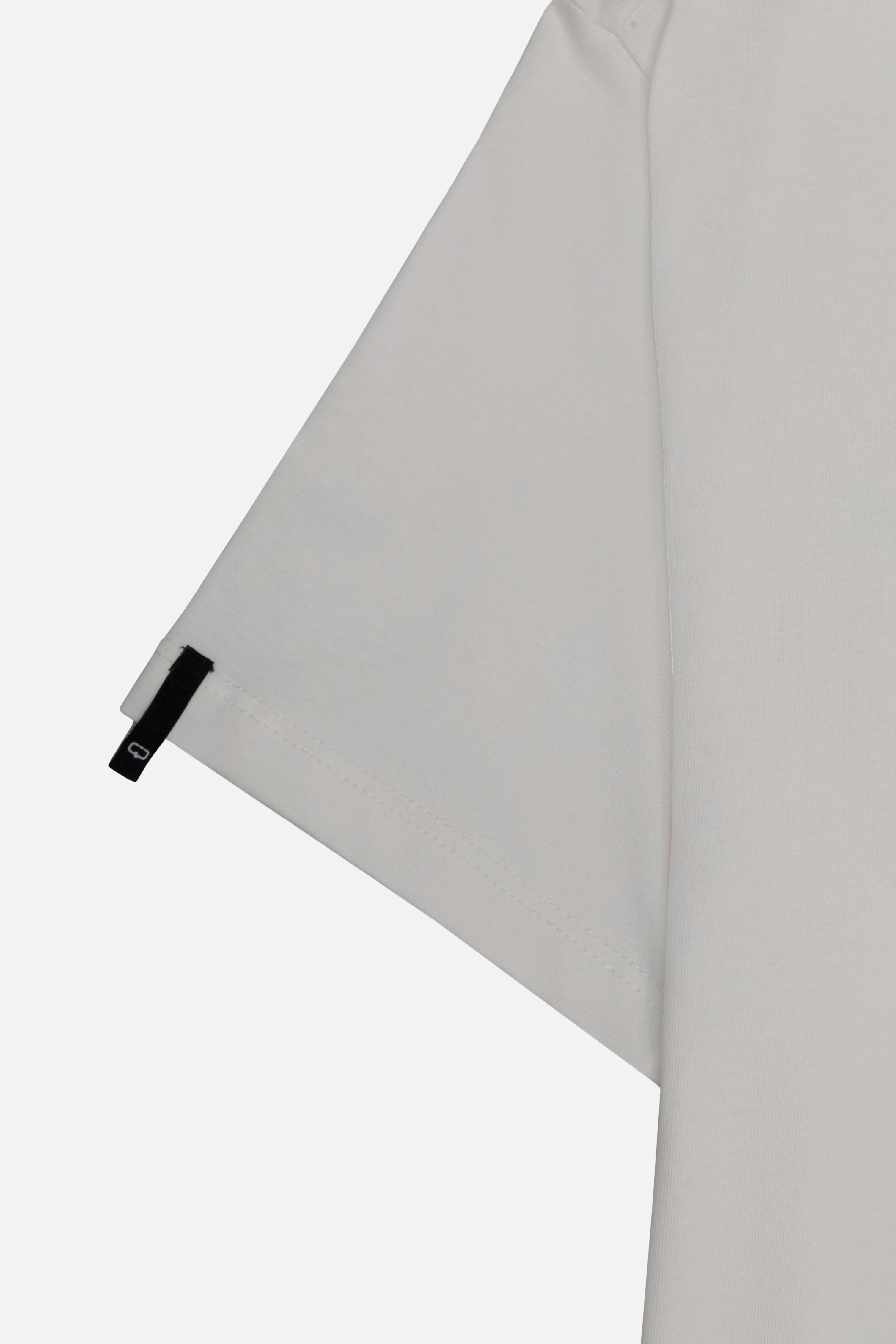 CAMISETA ESPECIAL ESTAMPADO LOCALIZADO COLOR IVORY