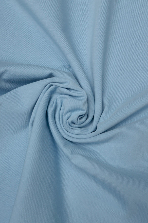 CAMISETA ESPECIAL ESTAMPADO LOCALIZADO COLOR AZUL MEDIO EMPOLVADO