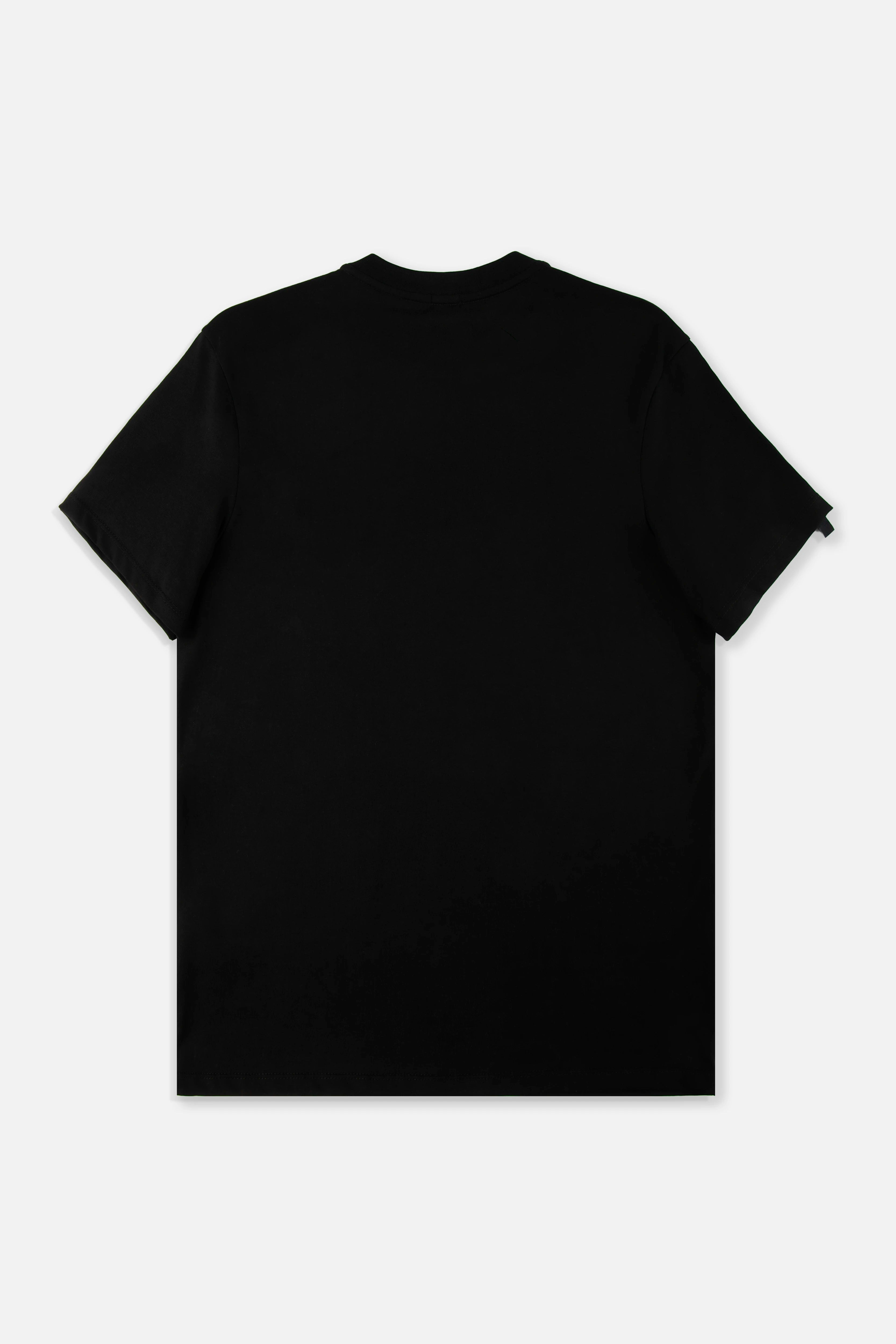CAMISETA ESPECIAL ESTAMPADO LOCALIZADO COLOR NEGRO