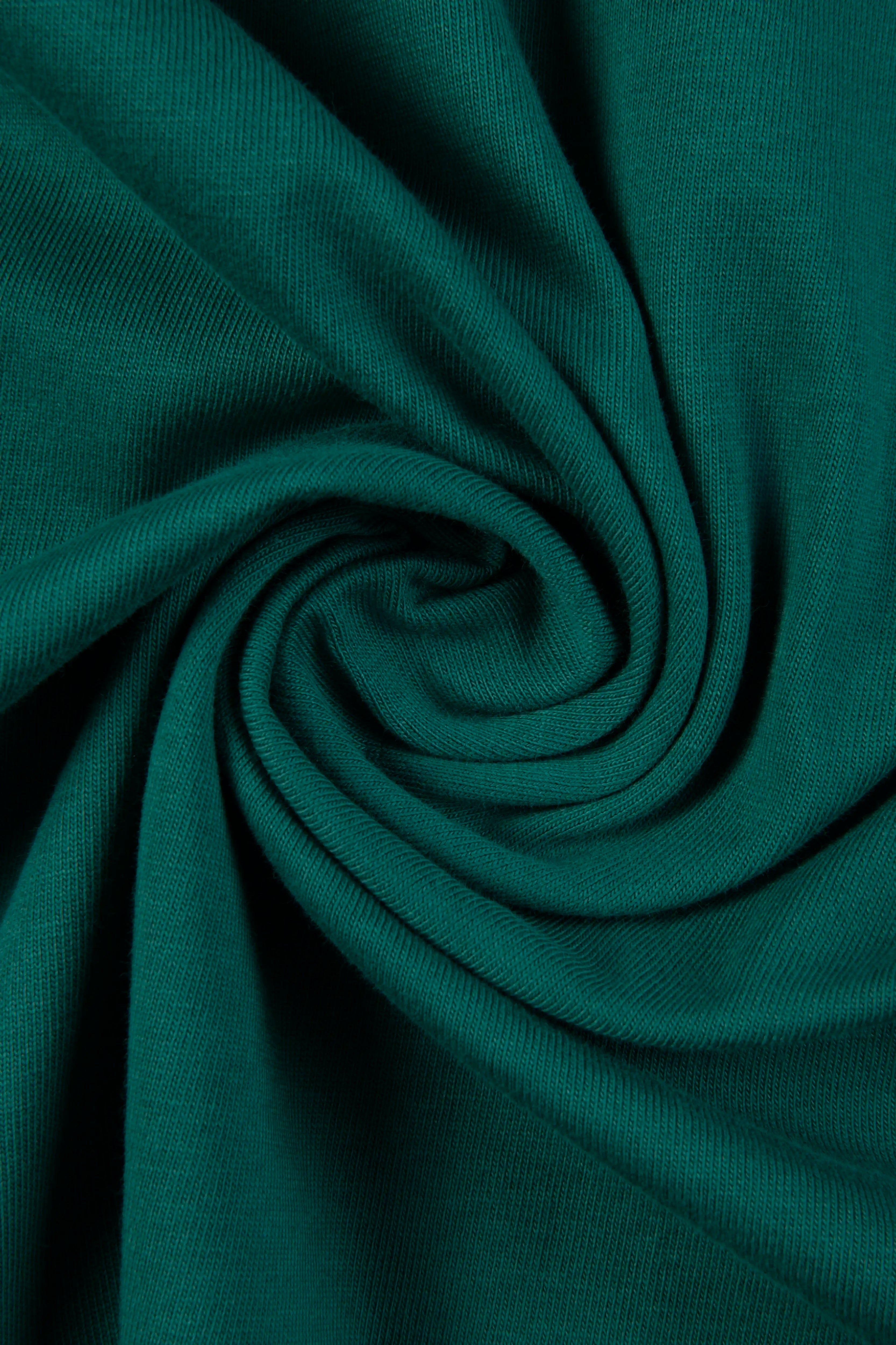 CAMISETA ESPECIAL ESTAMPADO LOCALIZADO COLOR VERDE STORM