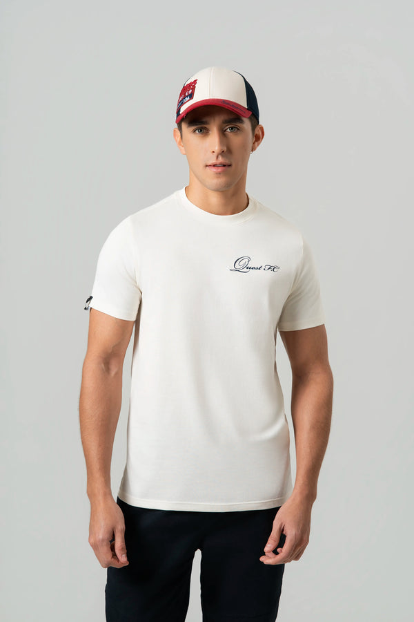 CAMISETA ESPECIAL ESTAMPADO LOCALIZADO COLOR IVORY