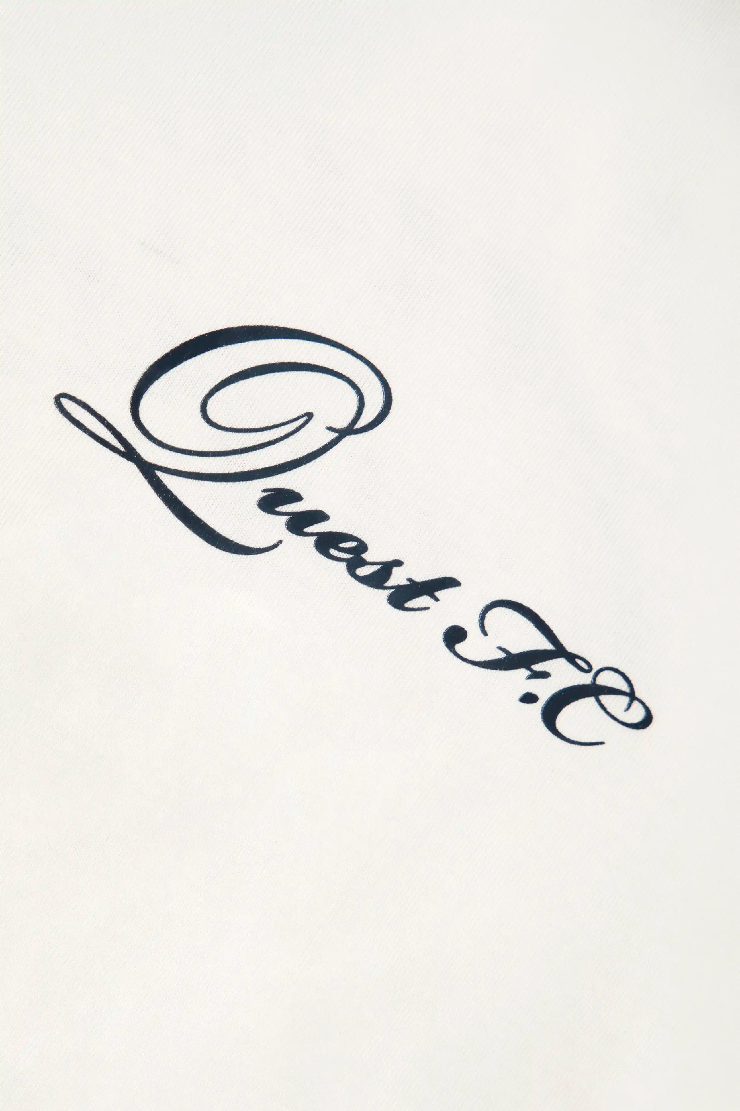 CAMISETA ESPECIAL ESTAMPADO LOCALIZADO COLOR IVORY