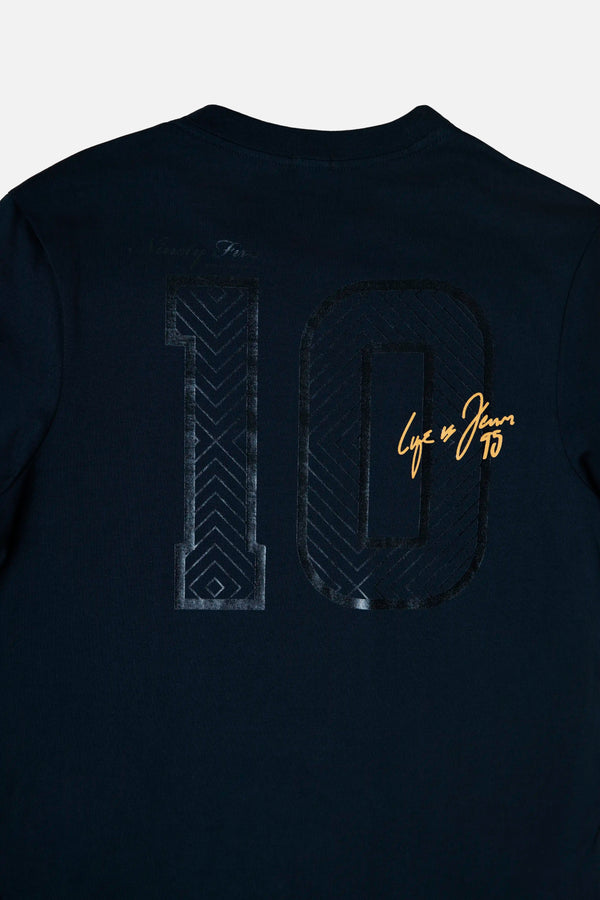 CAMISETA ESPECIAL ESTAMPADO LOCALIZADO COLOR AZUL OSCURO