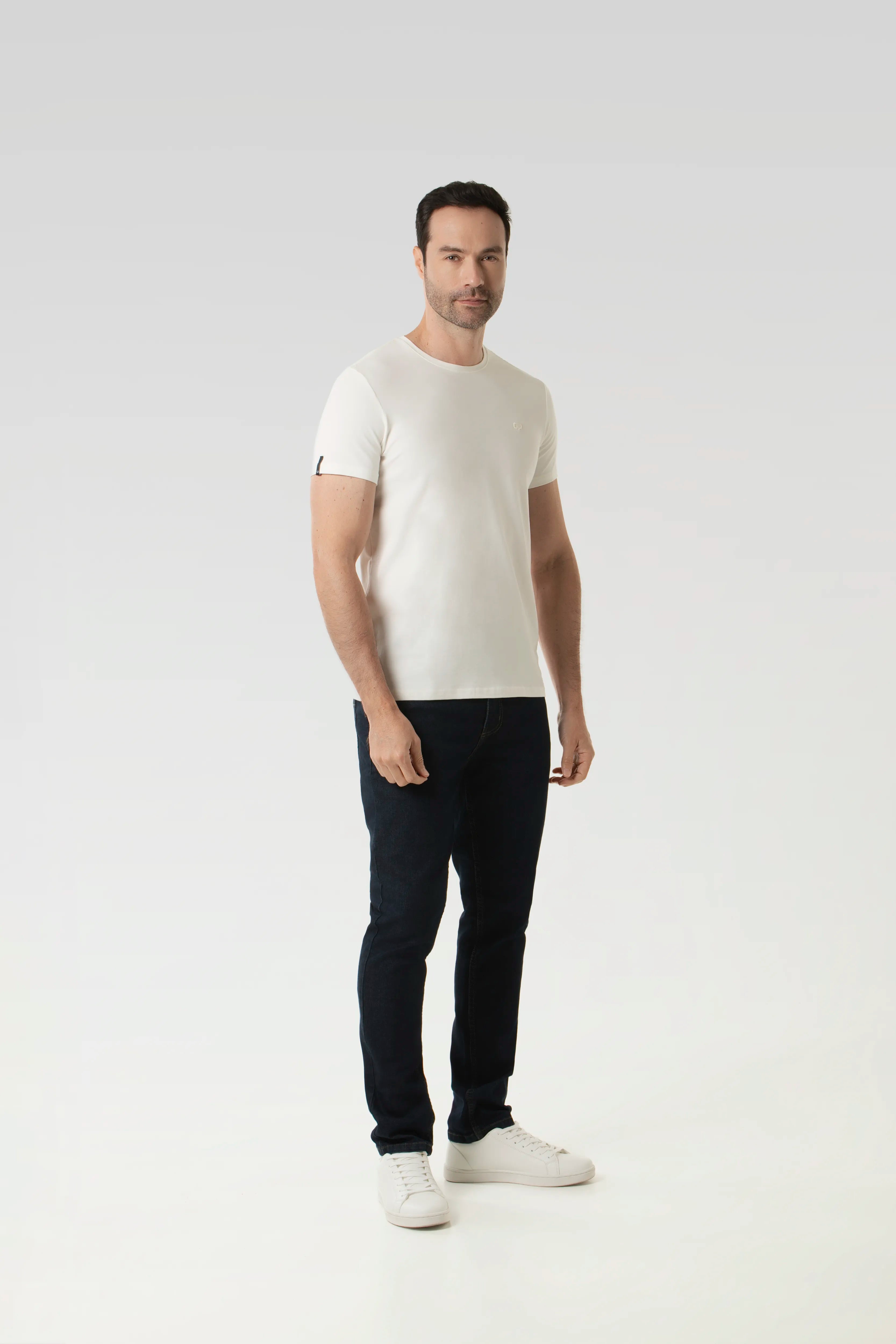 CAMISETA ESPECIAL UNICOLOR COLOR IVORY
