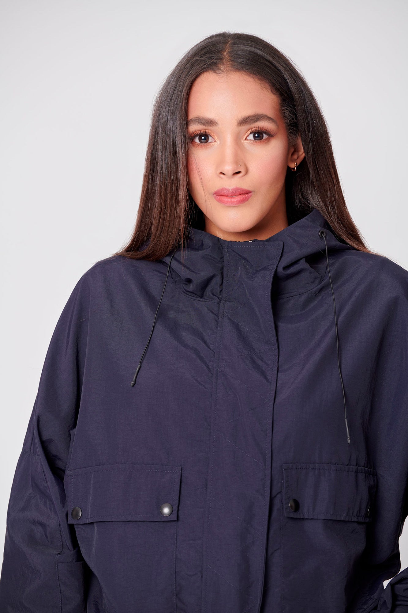 CHAQUETA PARKA COLOR AZUL OSCURO
