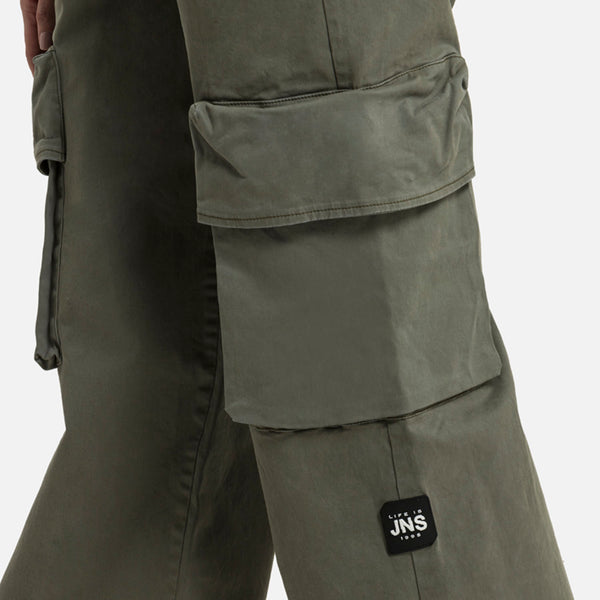 PANTALON CARGO COLOR VERDE IVY