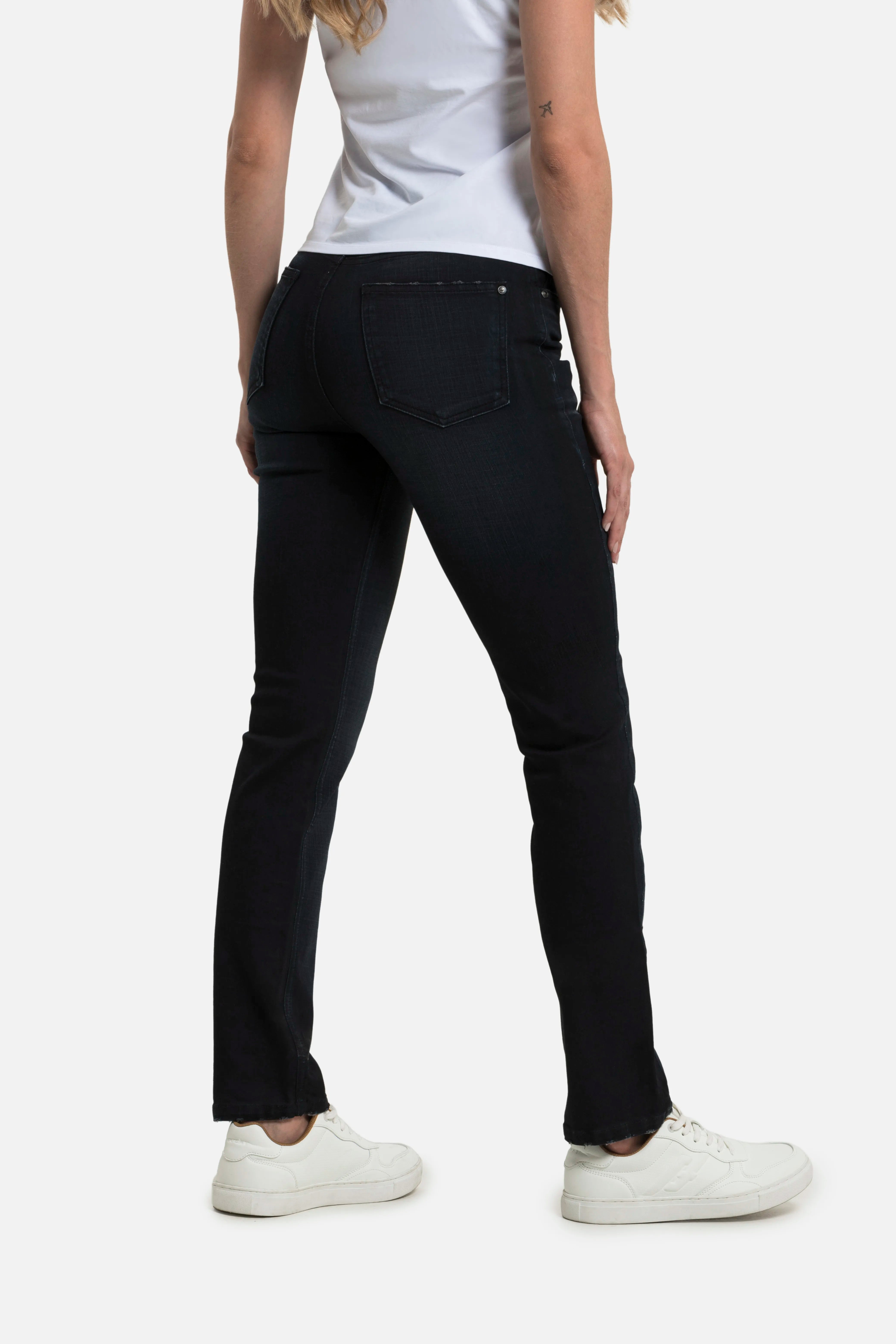 JEAN 5 BOLSILLOS COLOR AZUL OSCURO RESINADO