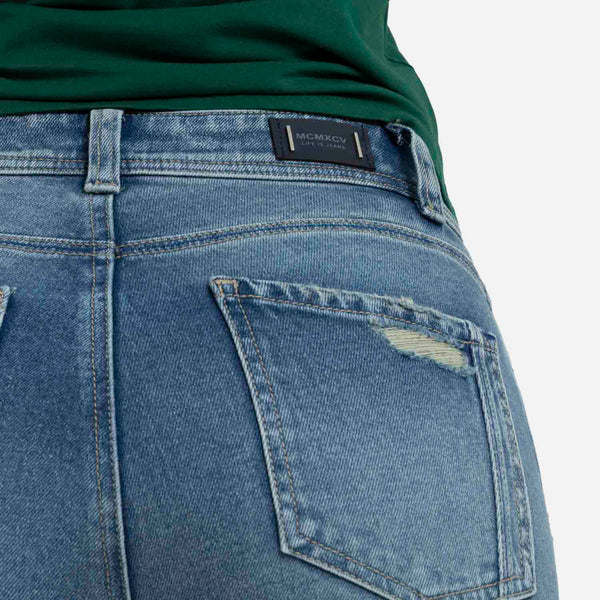 JEAN 5 BOLSILLOS COLOR AZUL CLARO