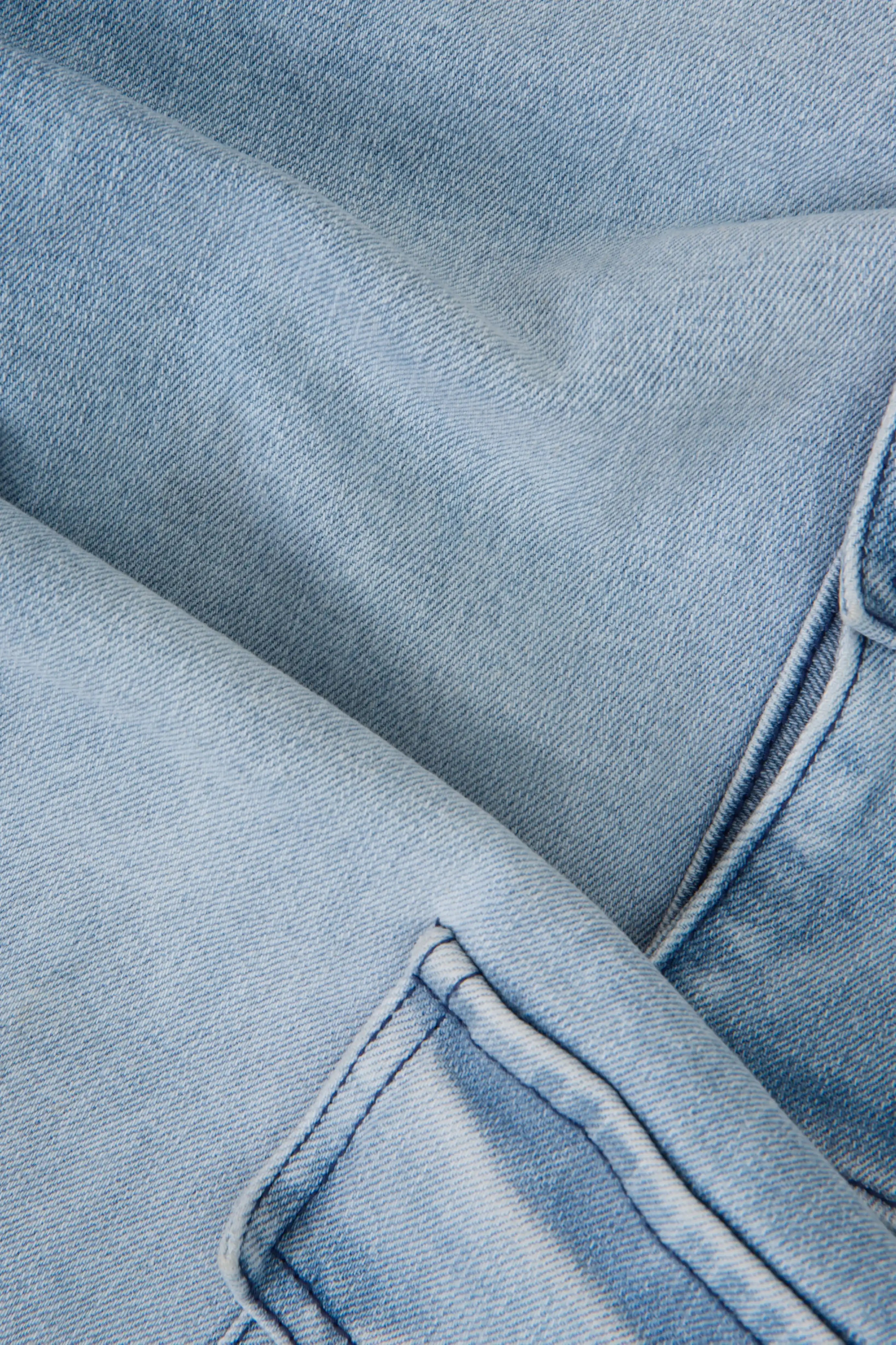 JEAN CARGO COLOR AZUL CLARO