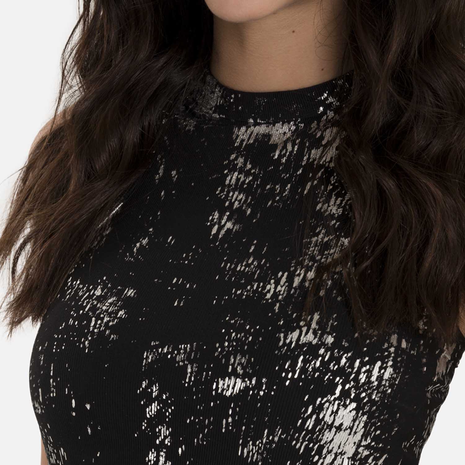 CAMISETA MANGA SISA COLOR NEGRO