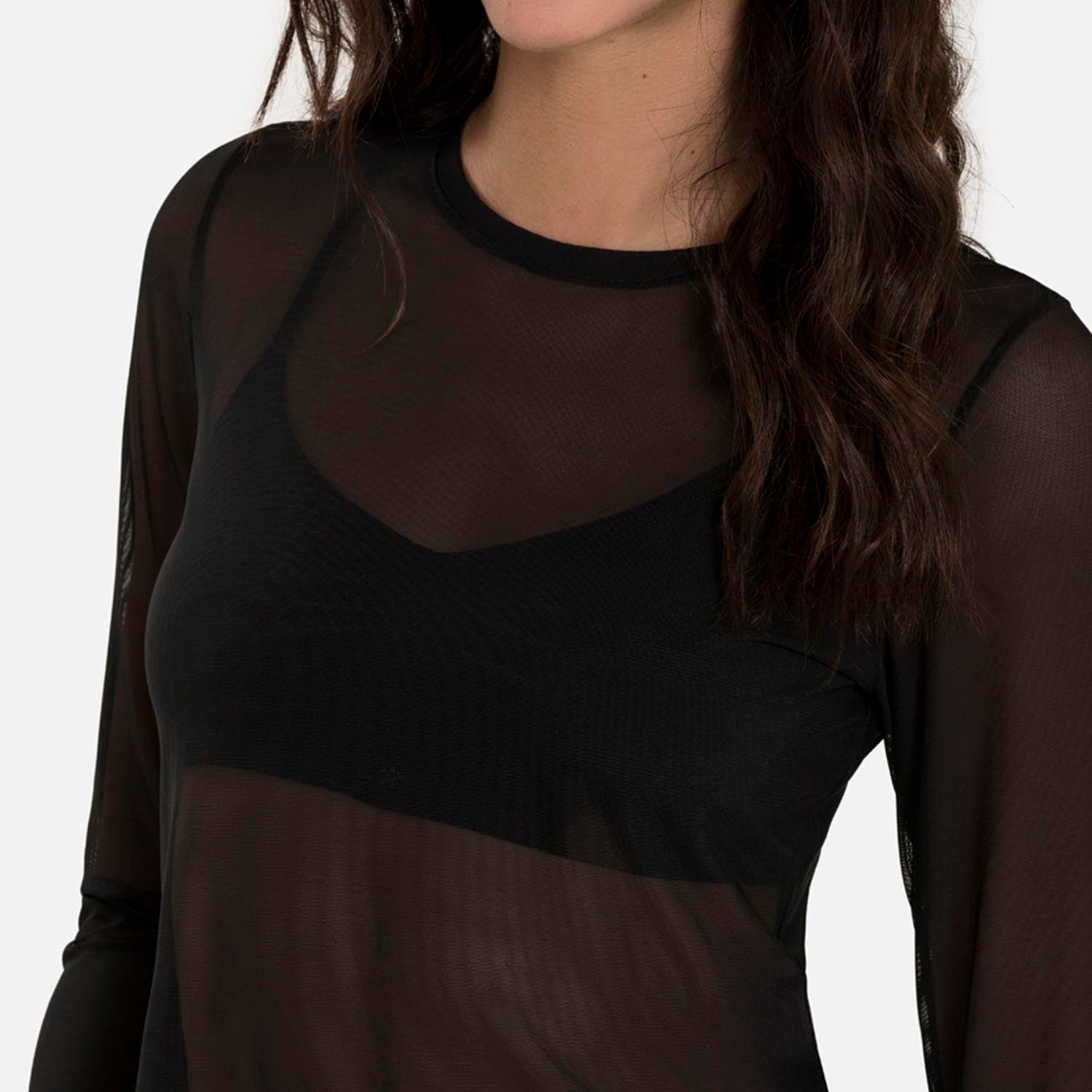 CAMISETA MANGA LARGA COLOR NEGRO