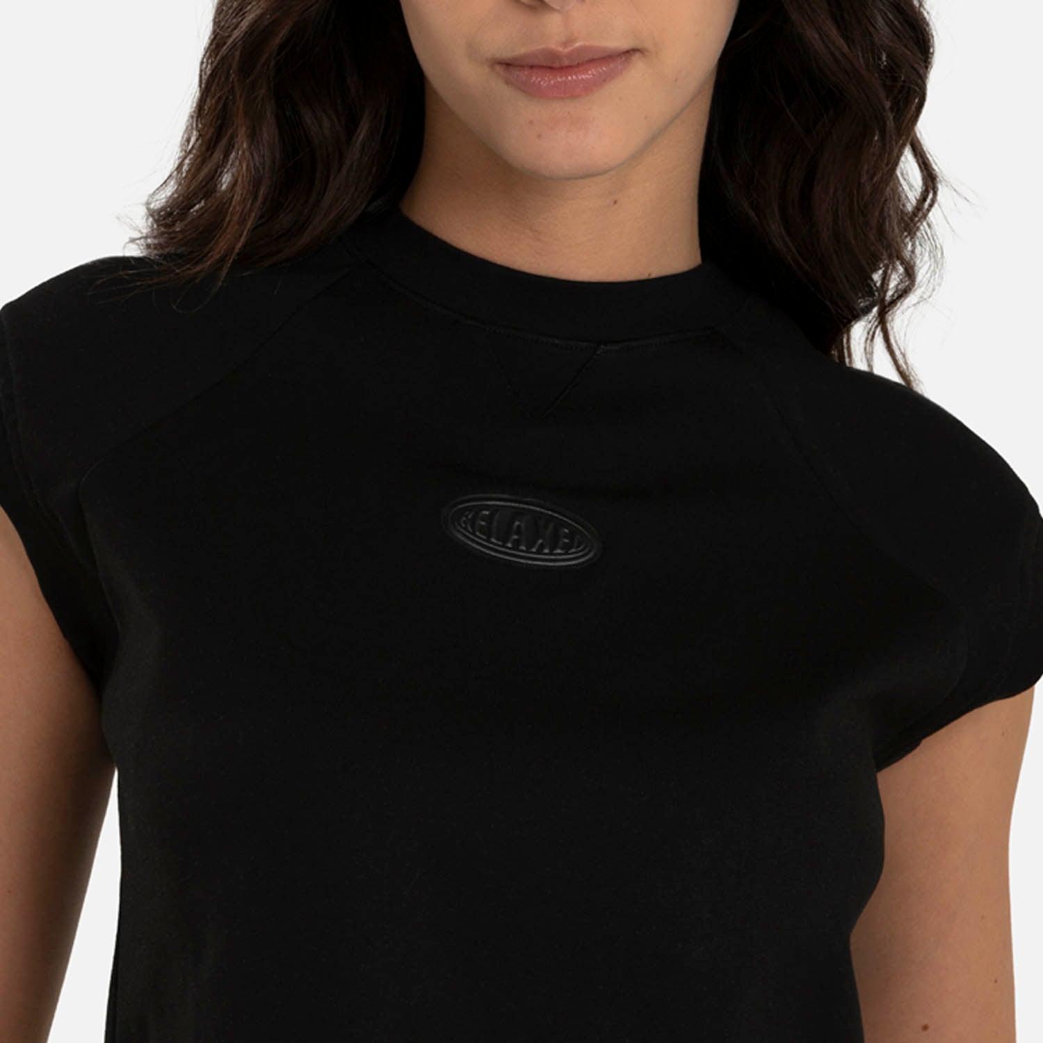 CAMISETA MANGA SISA COLOR NEGRO