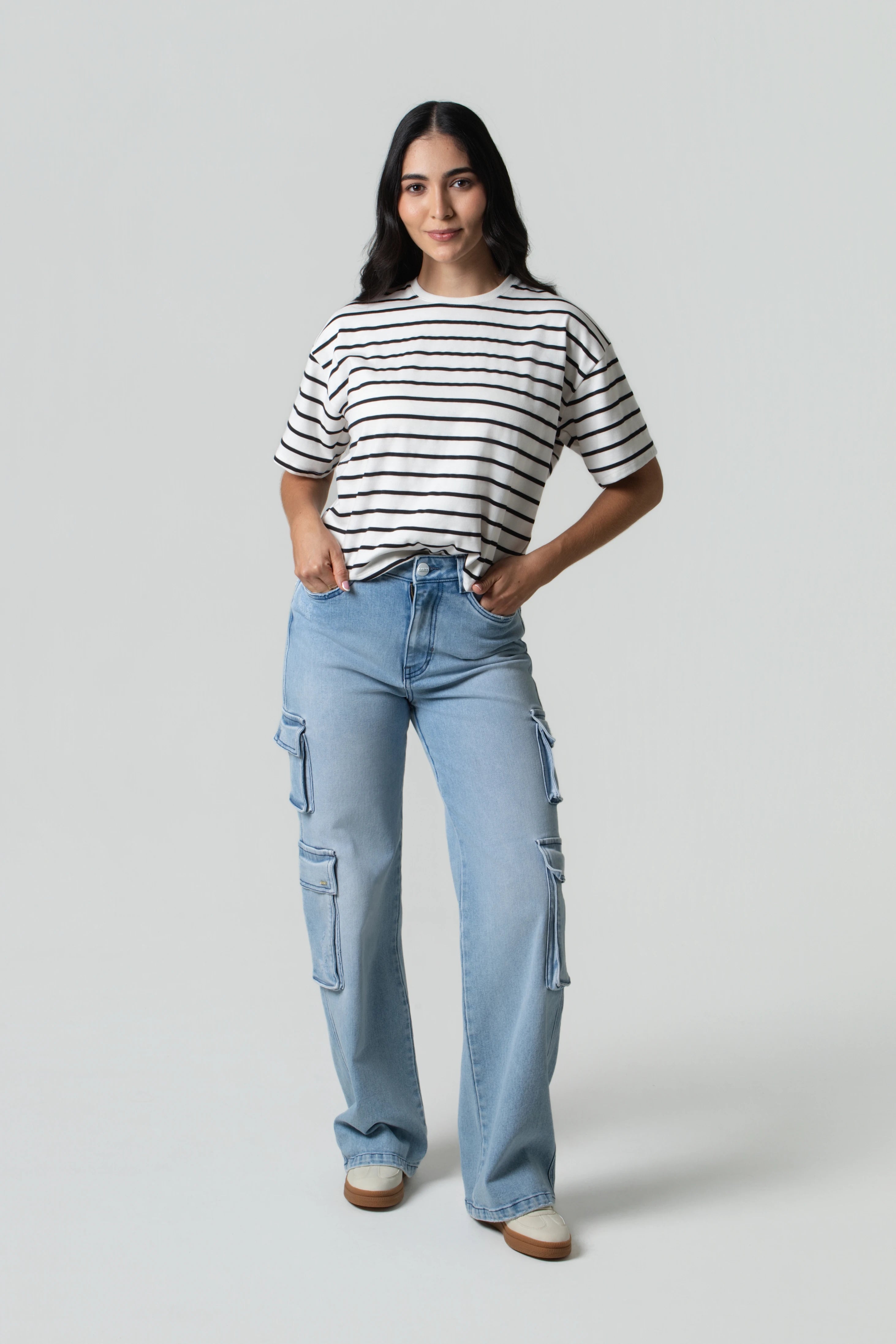 CAMISETA MANGA CORTA COLOR IVORY-AZUL OSCURO