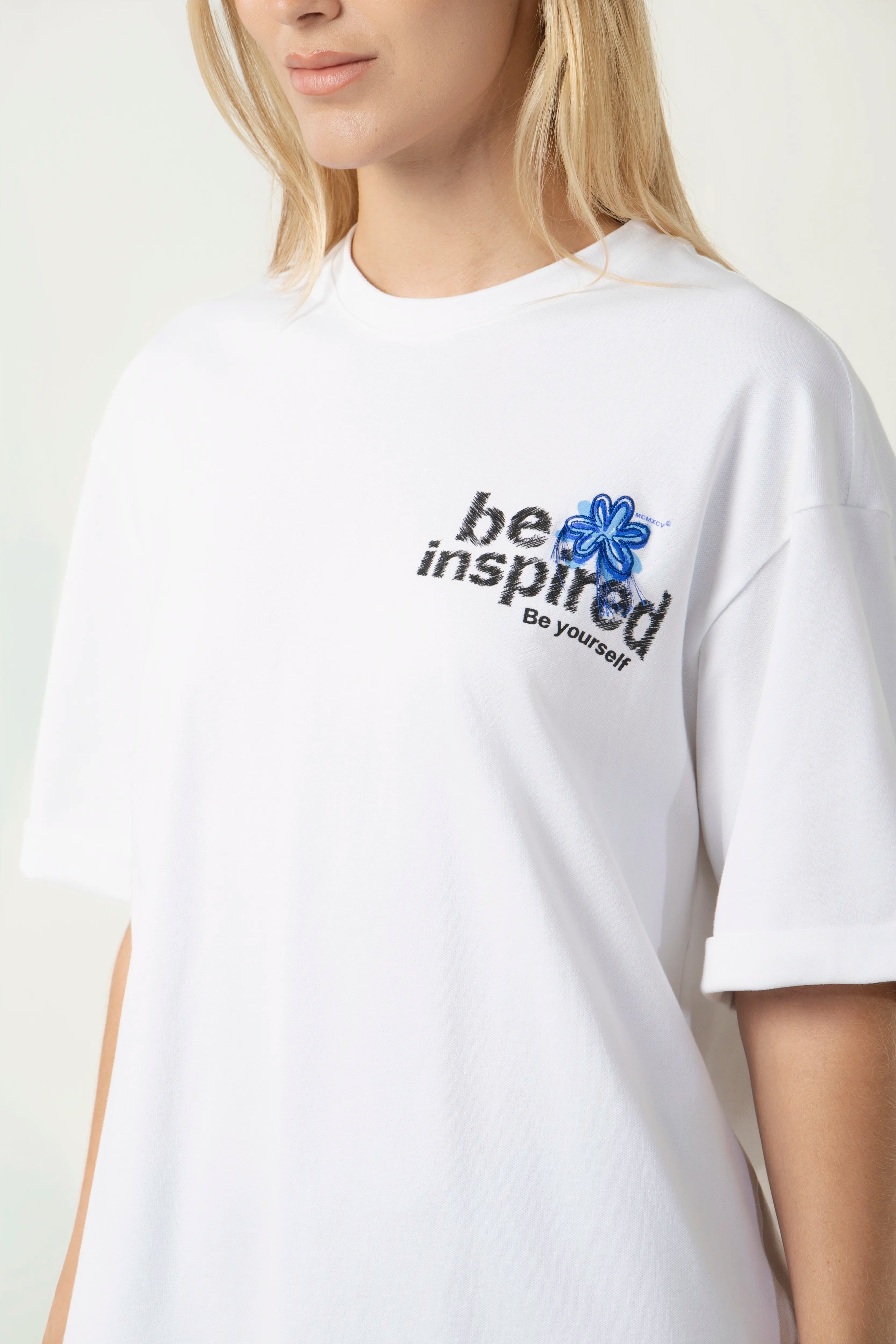 CAMISETA MANGA CORTA COLOR BLANCO BLANCO