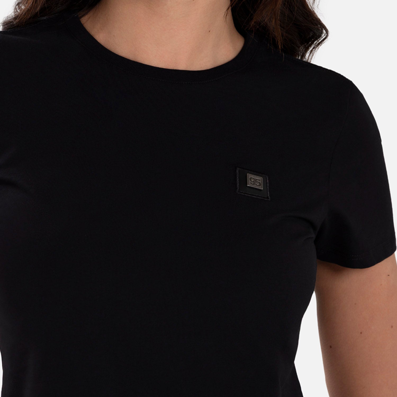 CAMISETA PREMIUM MANGA CORTA COLOR NEGRO