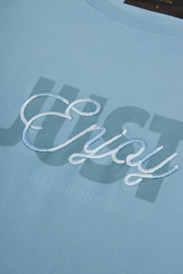 CAMISETA PREMIUM MANGA CORTA COLOR AZUL GLACIAR – Quest Colombia