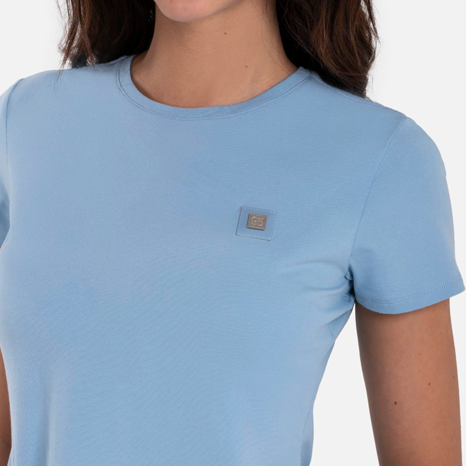 CAMISETA PREMIUM MANGA CORTA COLOR AZUL GLACIAR