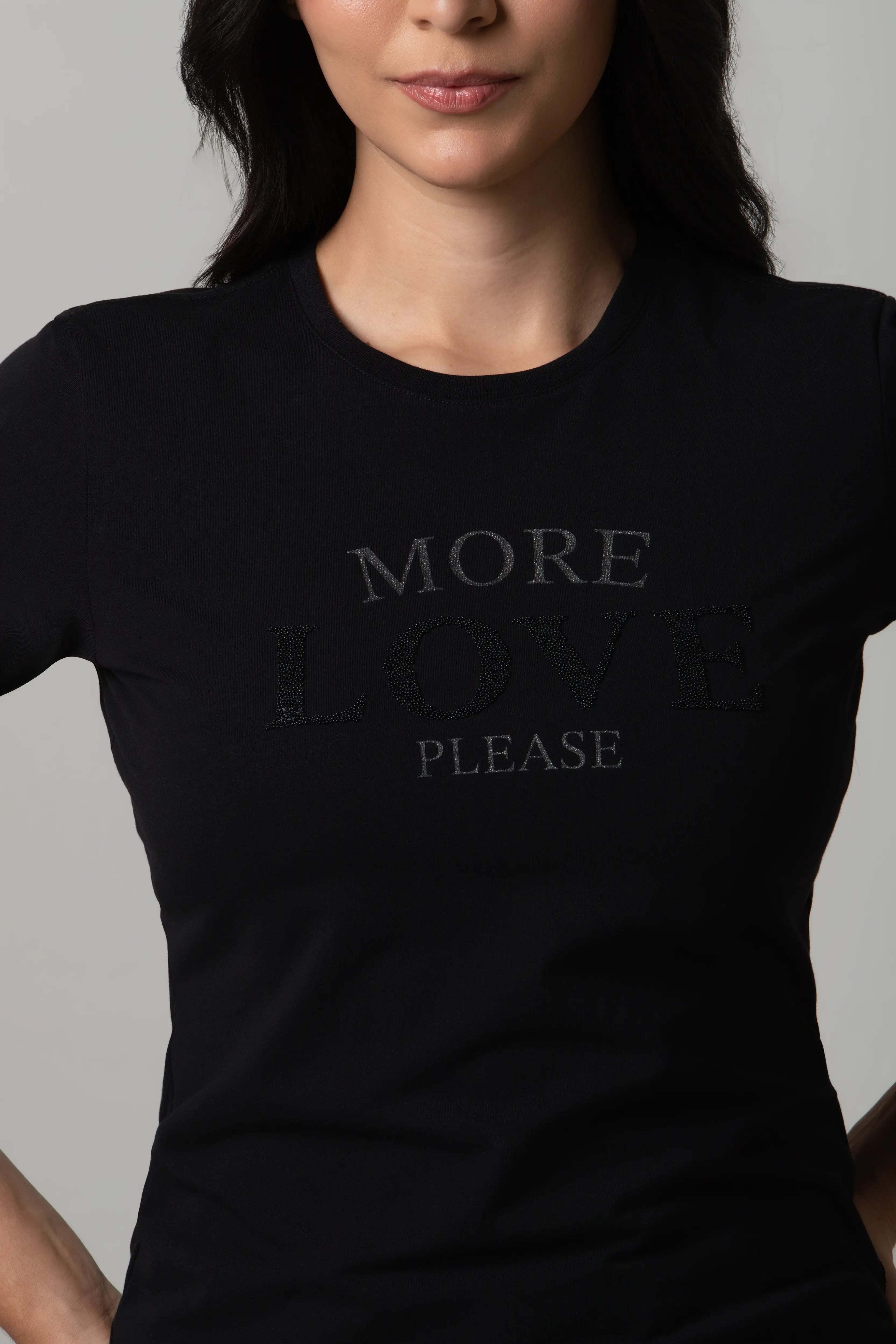 CAMISETA PREMIUM MANGA CORTA COLOR NEGRO