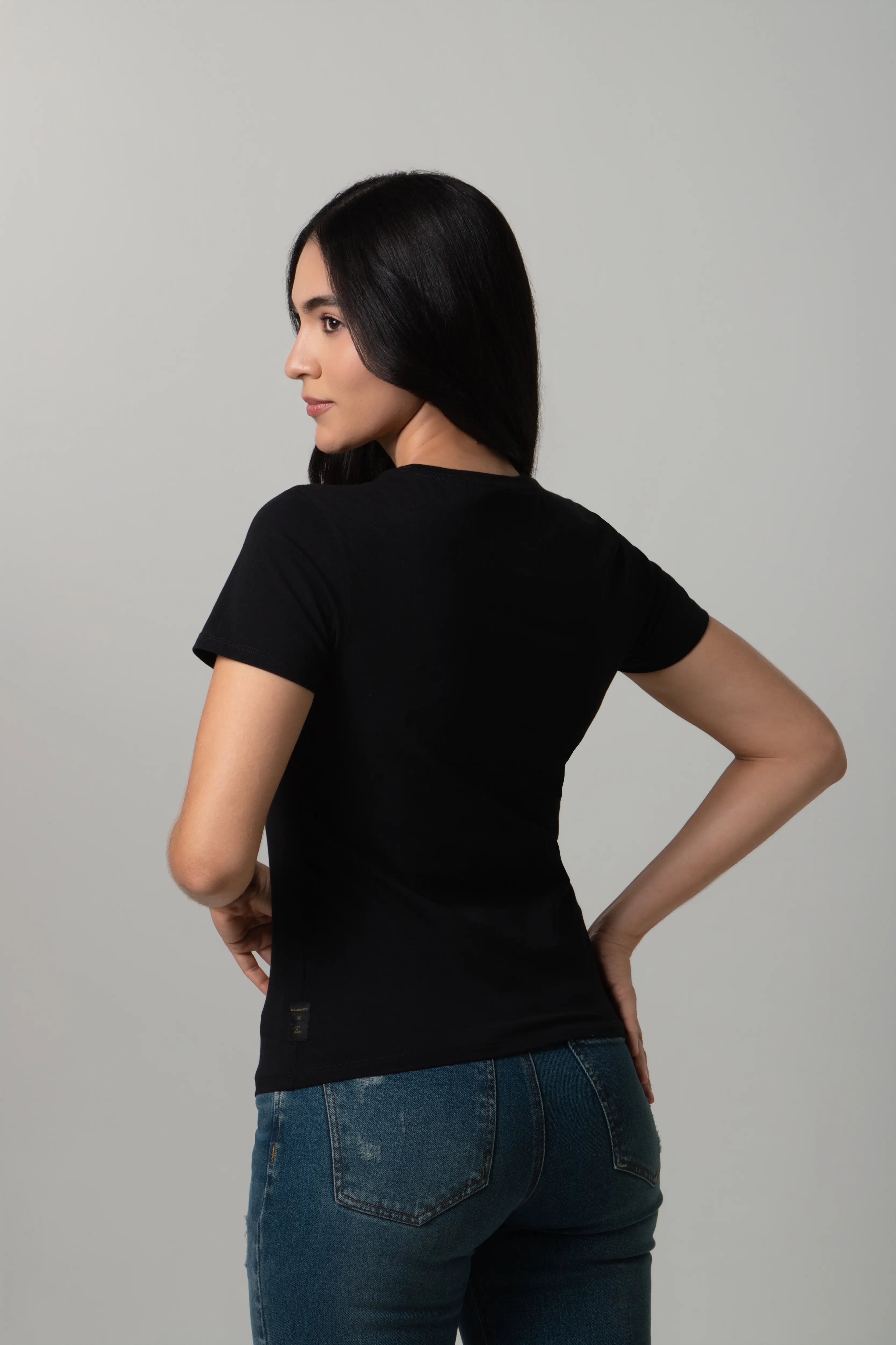 CAMISETA PREMIUM MANGA CORTA COLOR NEGRO