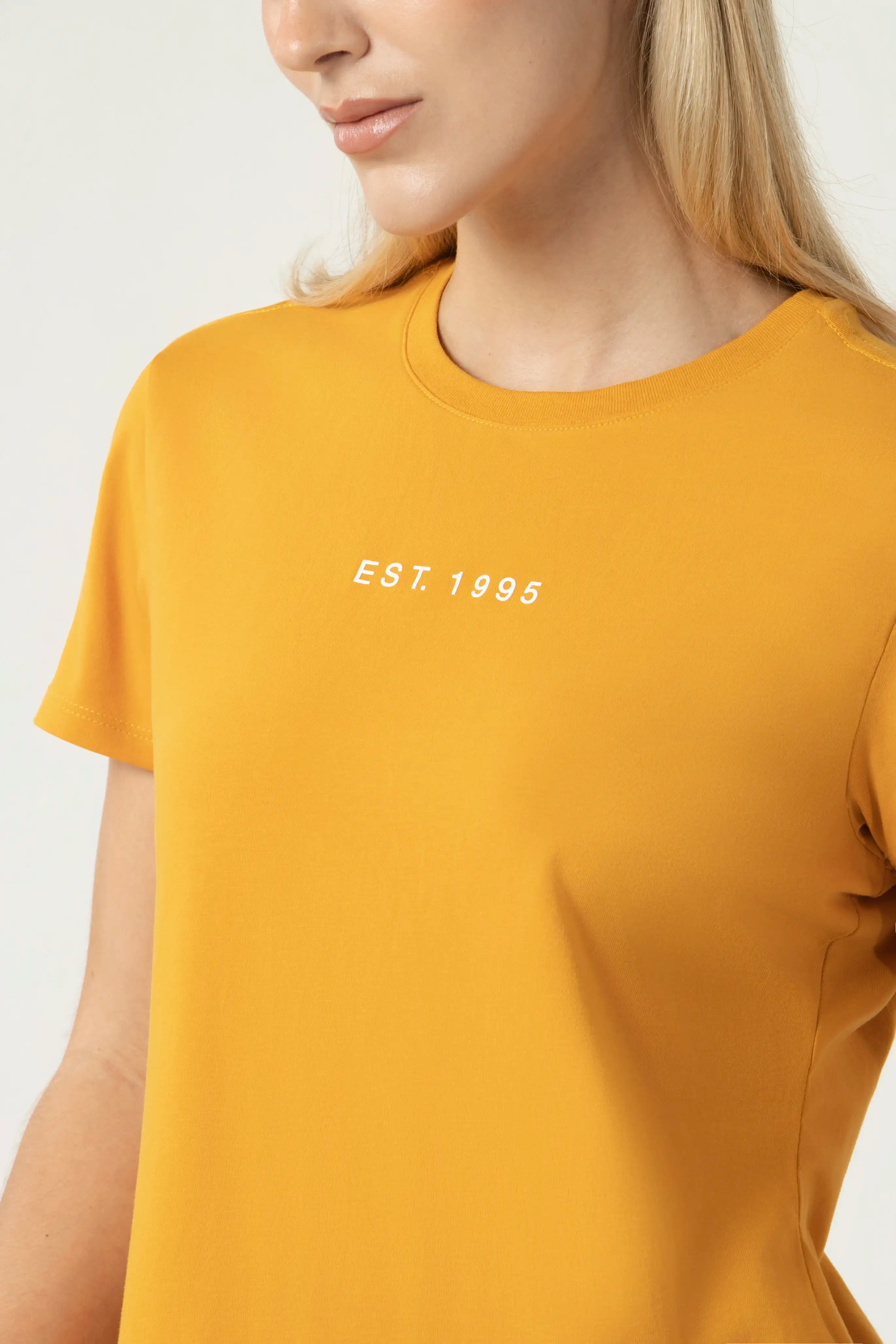 CAMISETA PREMIUM MANGA CORTA COLOR MOSTAZA
