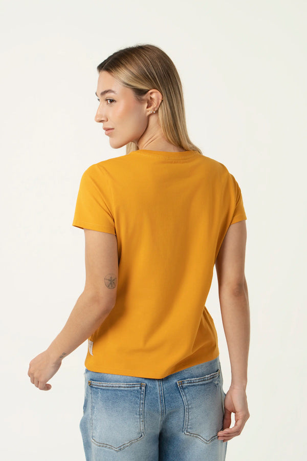 CAMISETA PREMIUM MANGA CORTA COLOR MOSTAZA