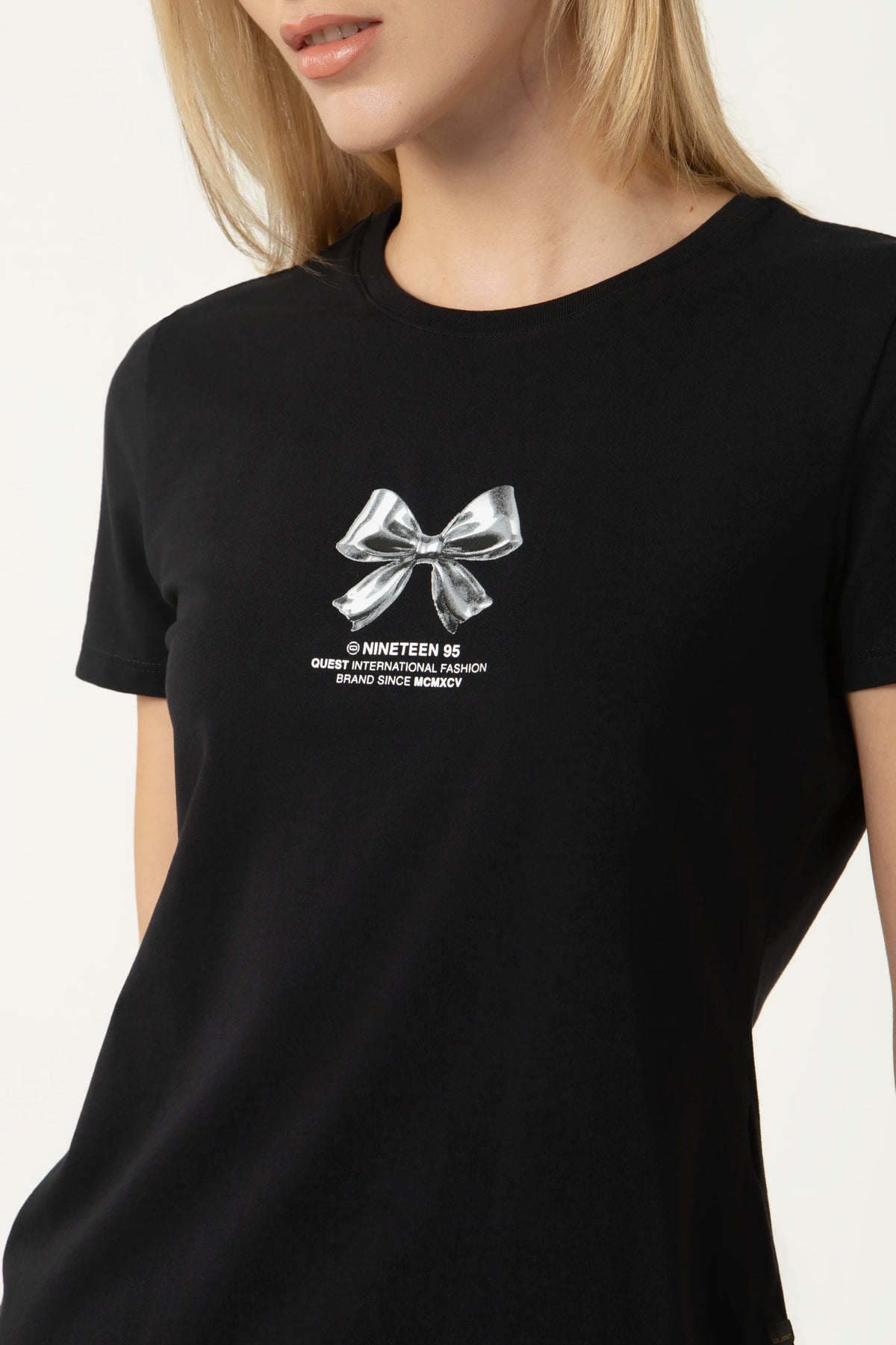 CAMISETA PREMIUM MANGA CORTA COLOR NEGRO