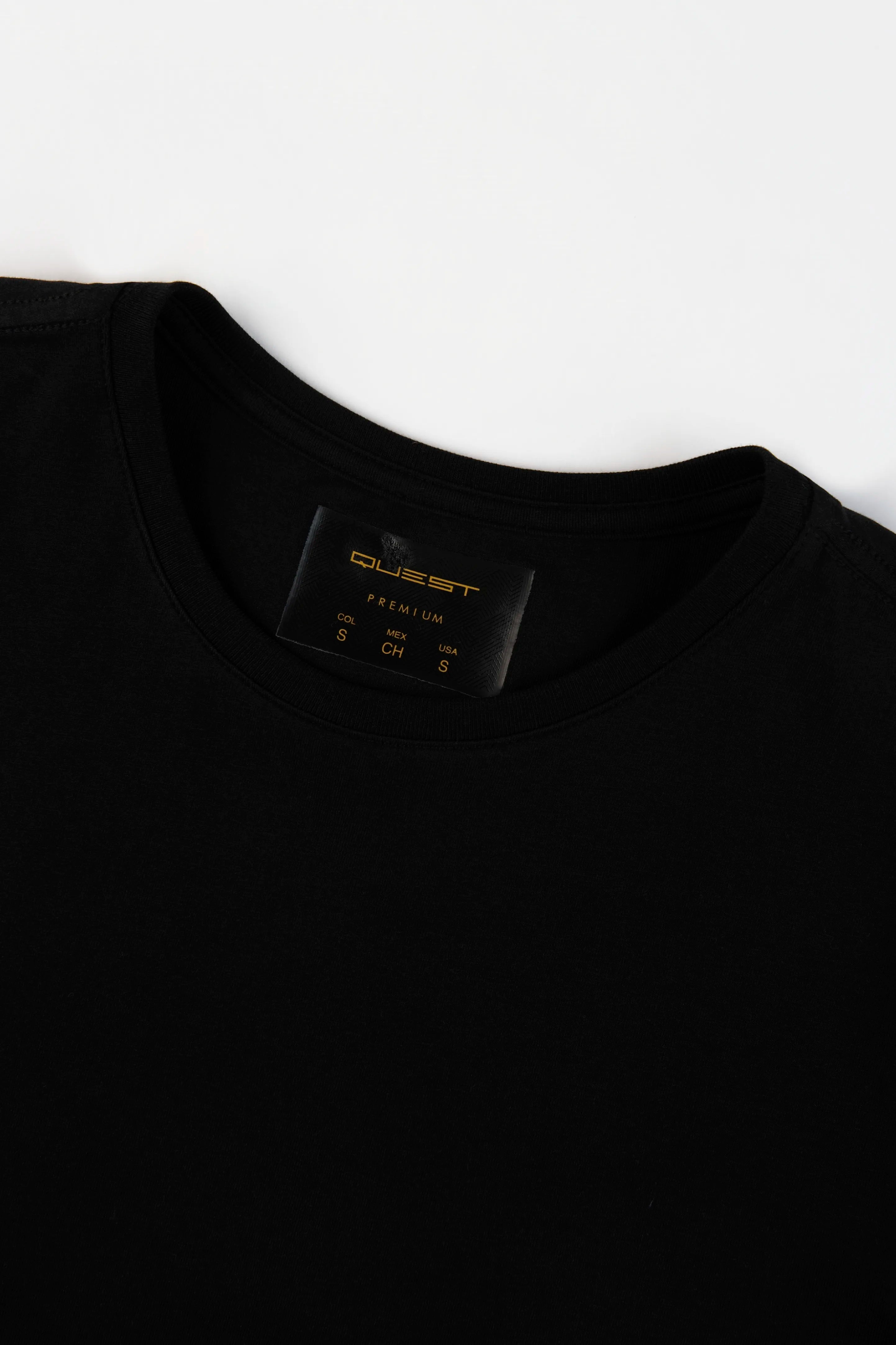 CAMISETA PREMIUM MANGA CORTA COLOR NEGRO